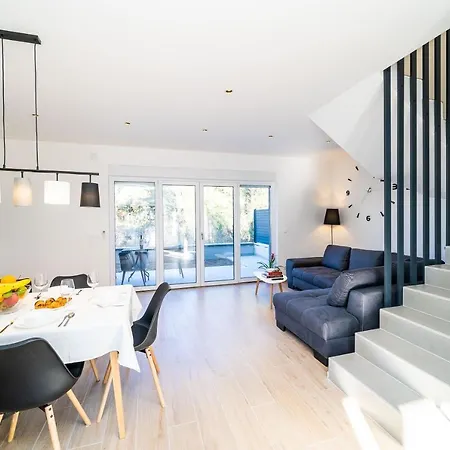 Apartment 'Holiday Above Dubrovnik' Exterior photo