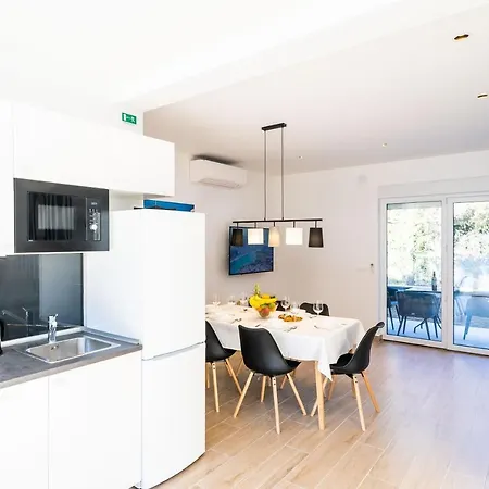 Apartment 'Holiday Above Dubrovnik' Exterior photo
